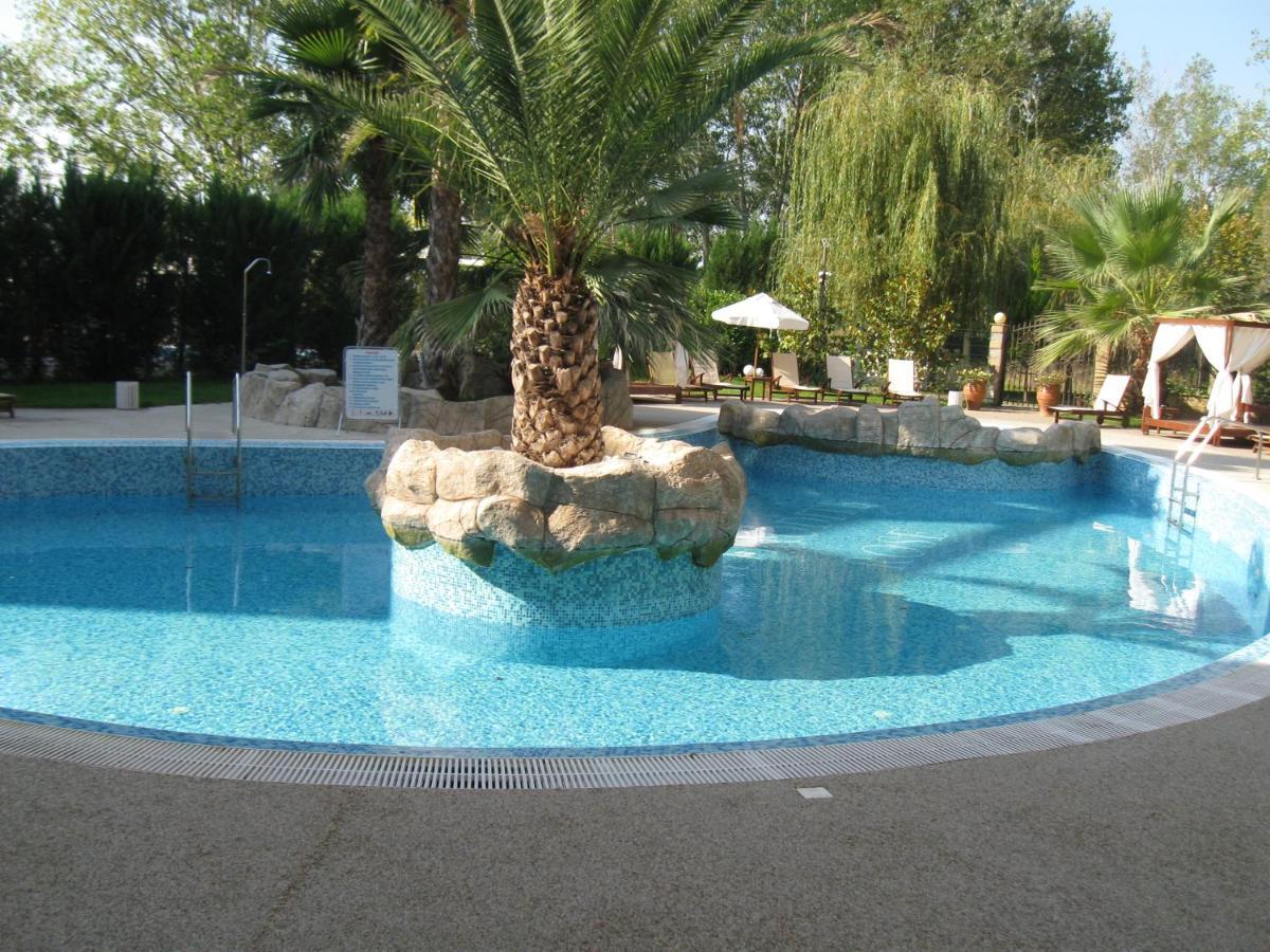 Апартаменты Aphrodite Roce Pantai Sunny Bagian luar foto