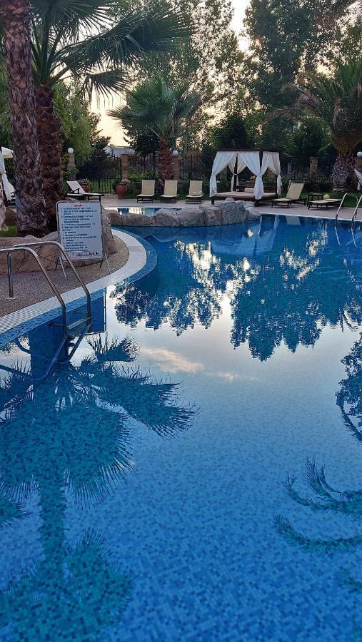 Апартаменты Aphrodite Roce Pantai Sunny Bagian luar foto